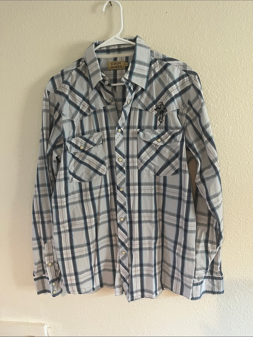 Cody James Western Style Blue Plaid Button-Up Shirt.  100% cotton